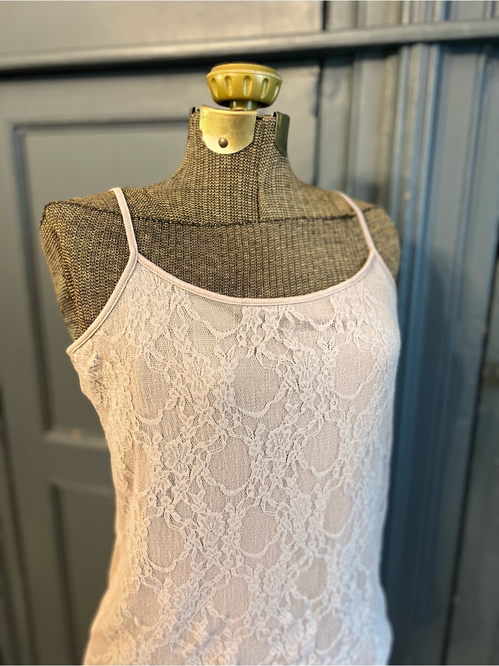 Taupe Lace Cami Ann Taylor Loft Tank Top Shirt Camisole Women’s Sz Medium M